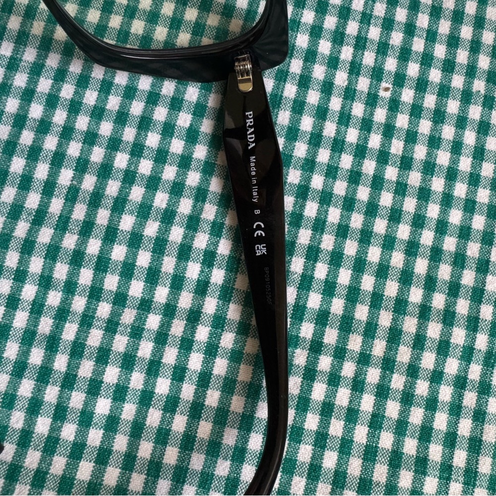 Prada Black Oversized Cat-Eye Glasses - Picture 6 of 9